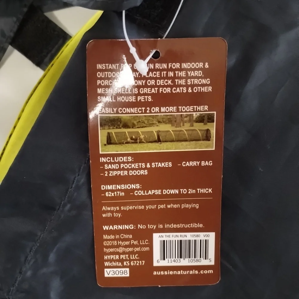 Aussie Naturals Fun Run Safety Enclosure for Pets. PLEASE READ COMPLETELY